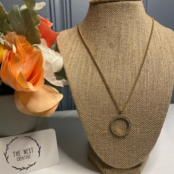 Vintage Avon Circle Necklace - Picture 1 of 7